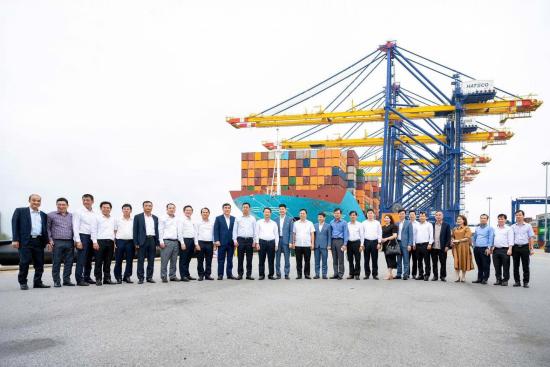 Đoàn công tác Ban thường vụ Thành uỷ Đà Nẵng thăm và làm việc tại Cảng Container quốc tế Hateco Hải Phòng